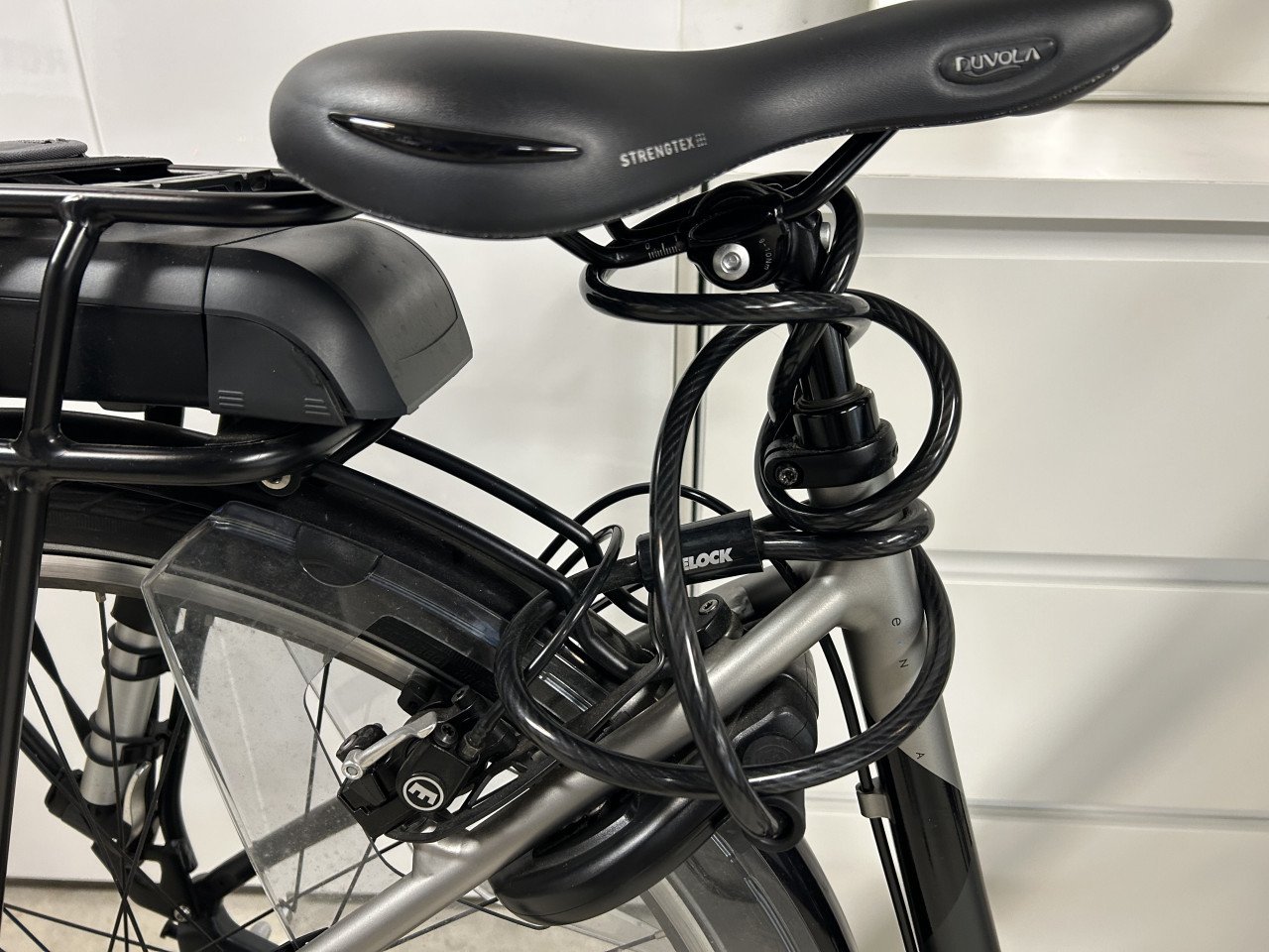 2 Electrische fietsen Koga E- Nova zo goed als nieuw D47/D53