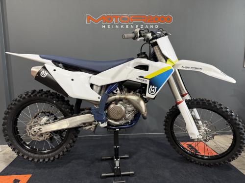 Husqvarna FC450 (2025)  slechts 26uur.