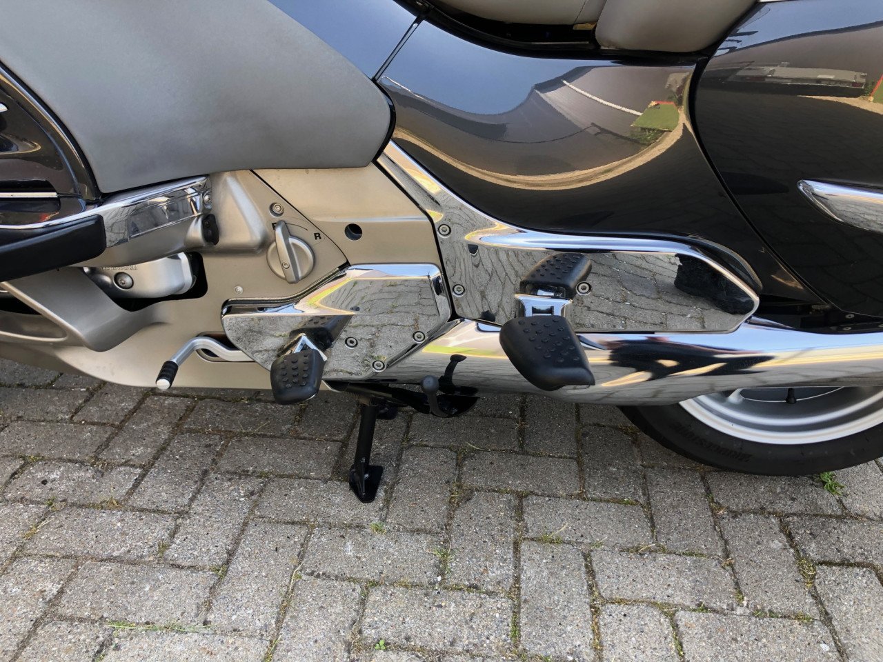 BMW K1200LT, 2006, slechts 37461 km, chroompakket, elek middenbok, €4995,-