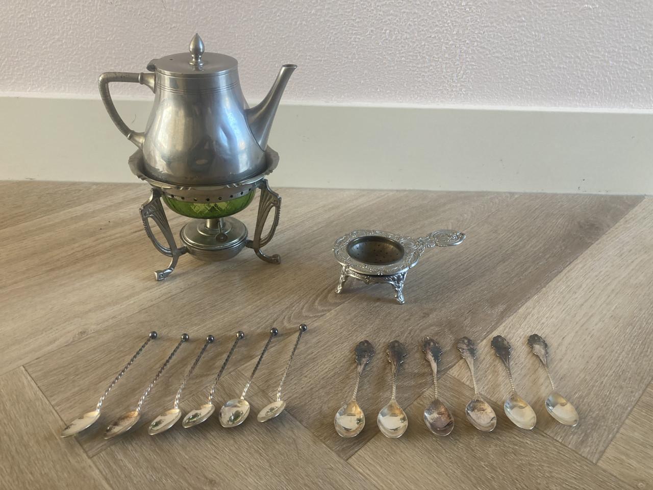 Thee artikelen vintage