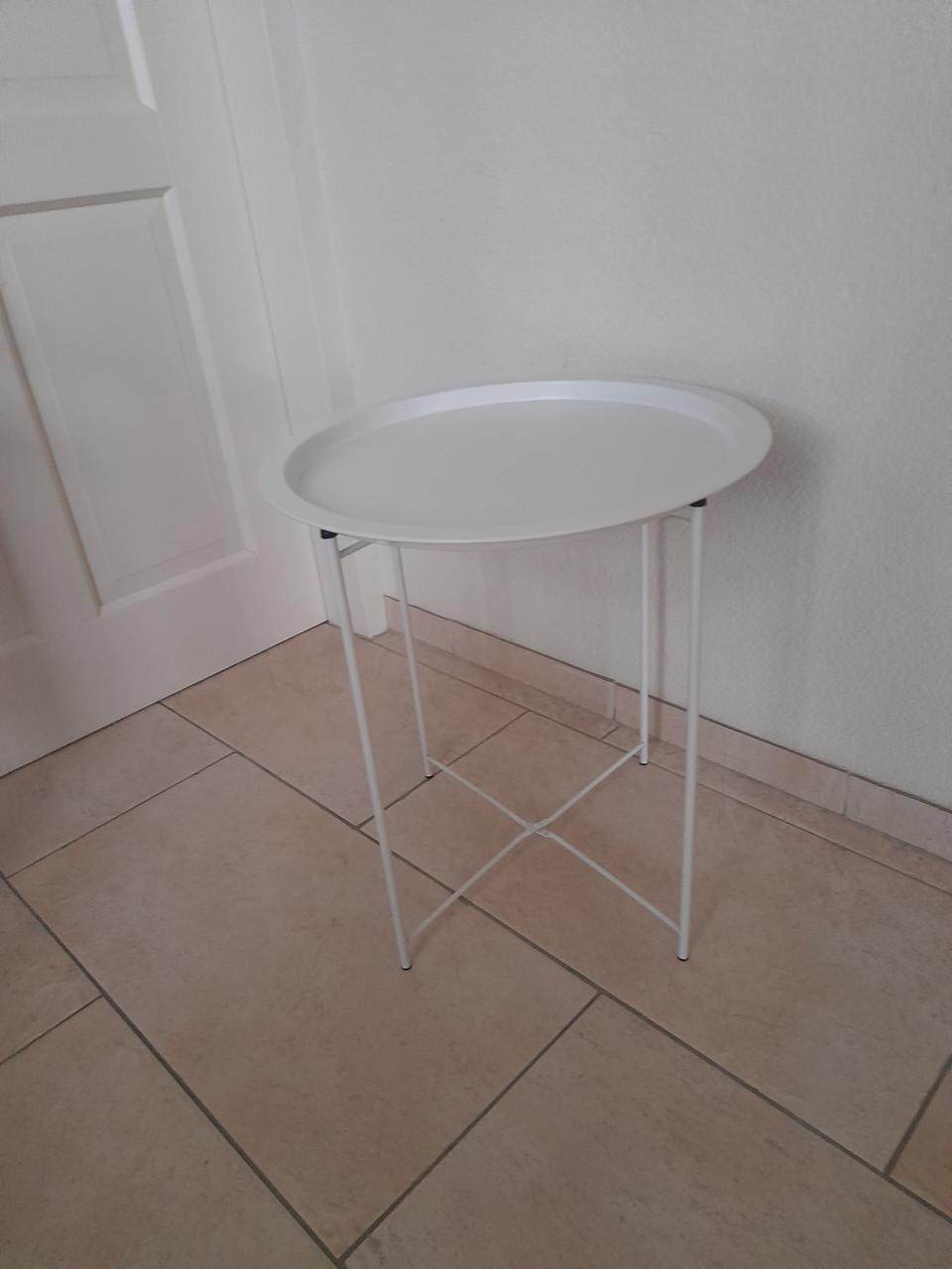 Leuk bijzet tafeltje (in goede nette staat ) 47 doorsnede x 51H