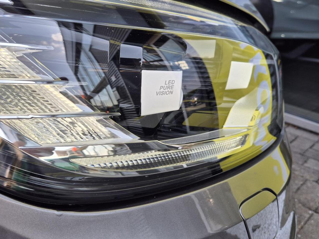 Renault Grand Scenic 1.3 tce 140 edc automaat bose 7p. camera, headup displ