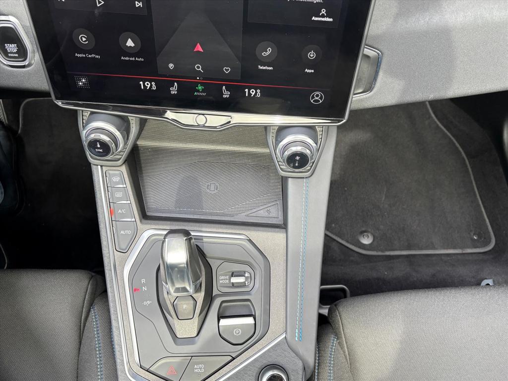 Lynk & Co 01 1.5td 261pk phev 7dcth|360gr camera|infinity sound| schuifdak|
