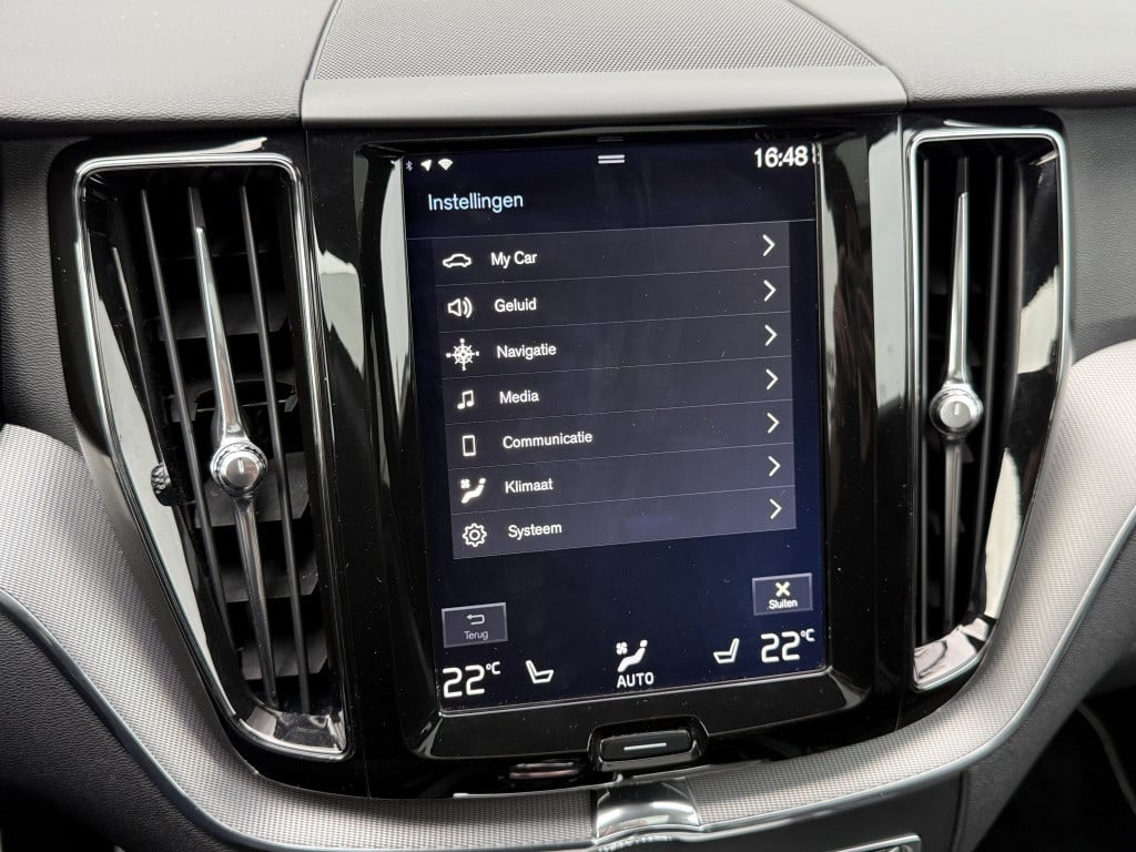 Volvo XC60 t8 390pk recharge r-design| panodak| luchtvering| trekhaak| came
