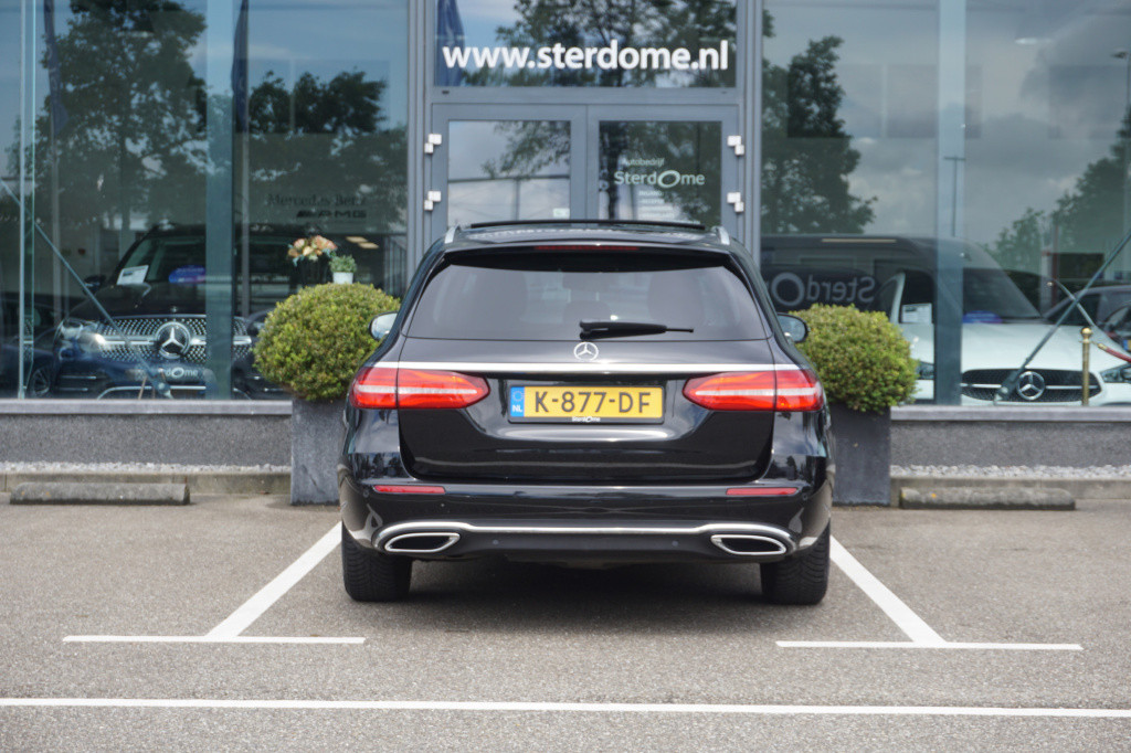 Mercedes-Benz E-Klasse estate 200 premium luxury l panorama dak l massage l