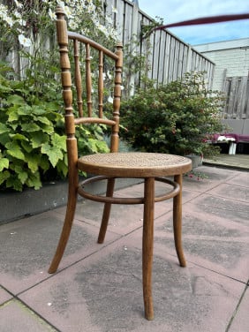 Thonet stoel mundus vienna austria