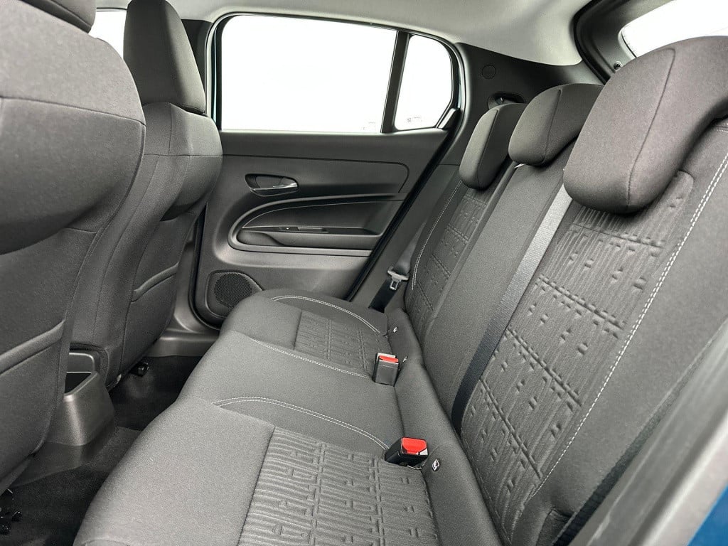 Fiat 600 1.2 hybrid urban | apple & android carplay | parkeersensoren | led