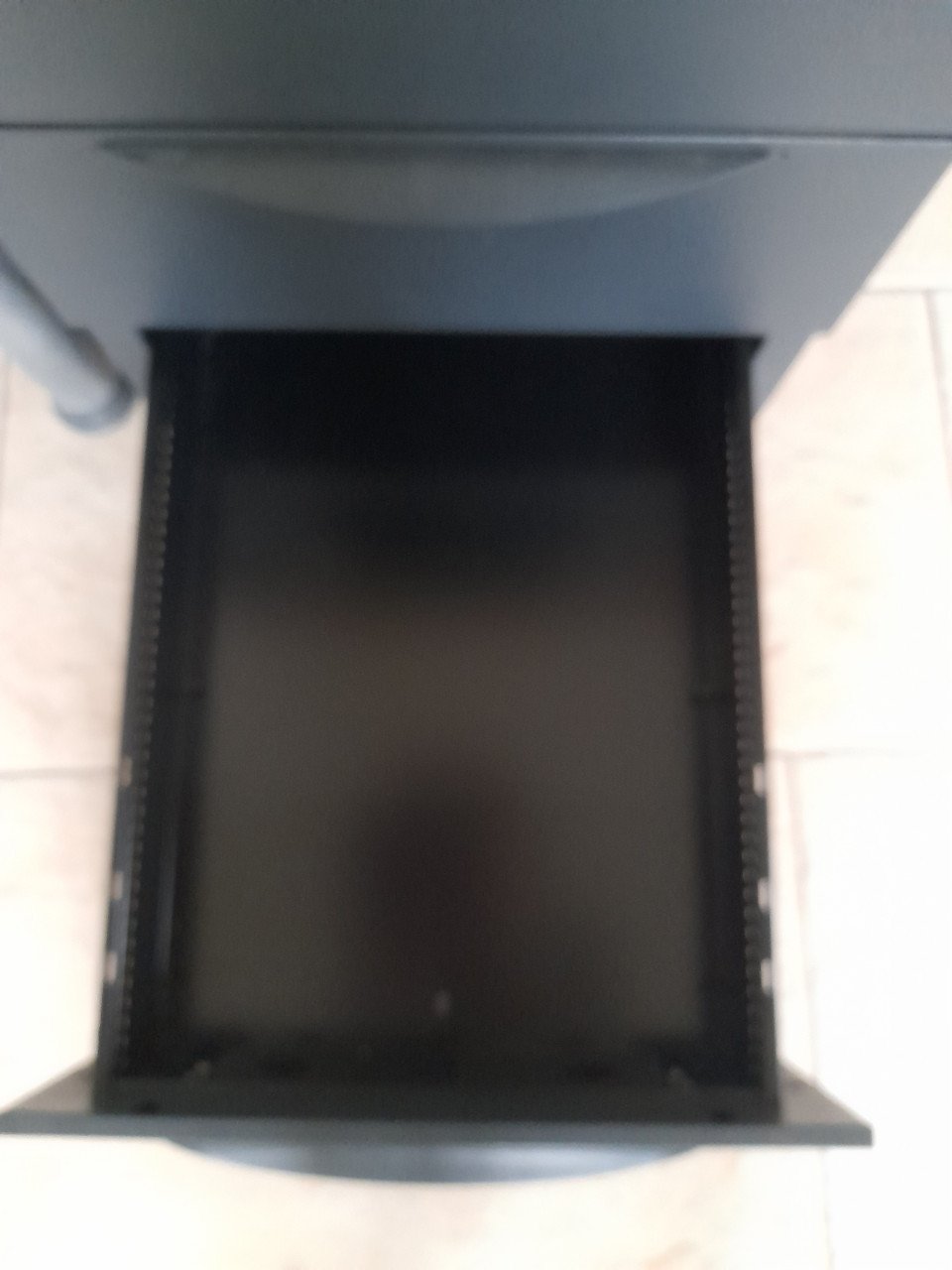 Ladenkastje op wielen voor onder bureau (42 x 58 x 54H)