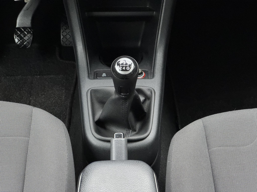 Volkswagen UP! 1.0 move up! bluemotion executive pack | airco | park. senso