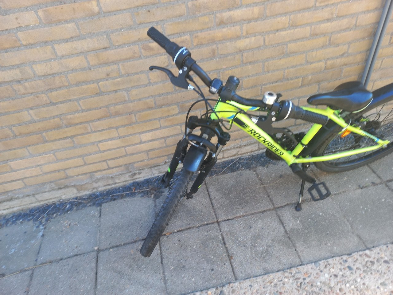 Te koop 24 inch jongen/meisjes mountainbike