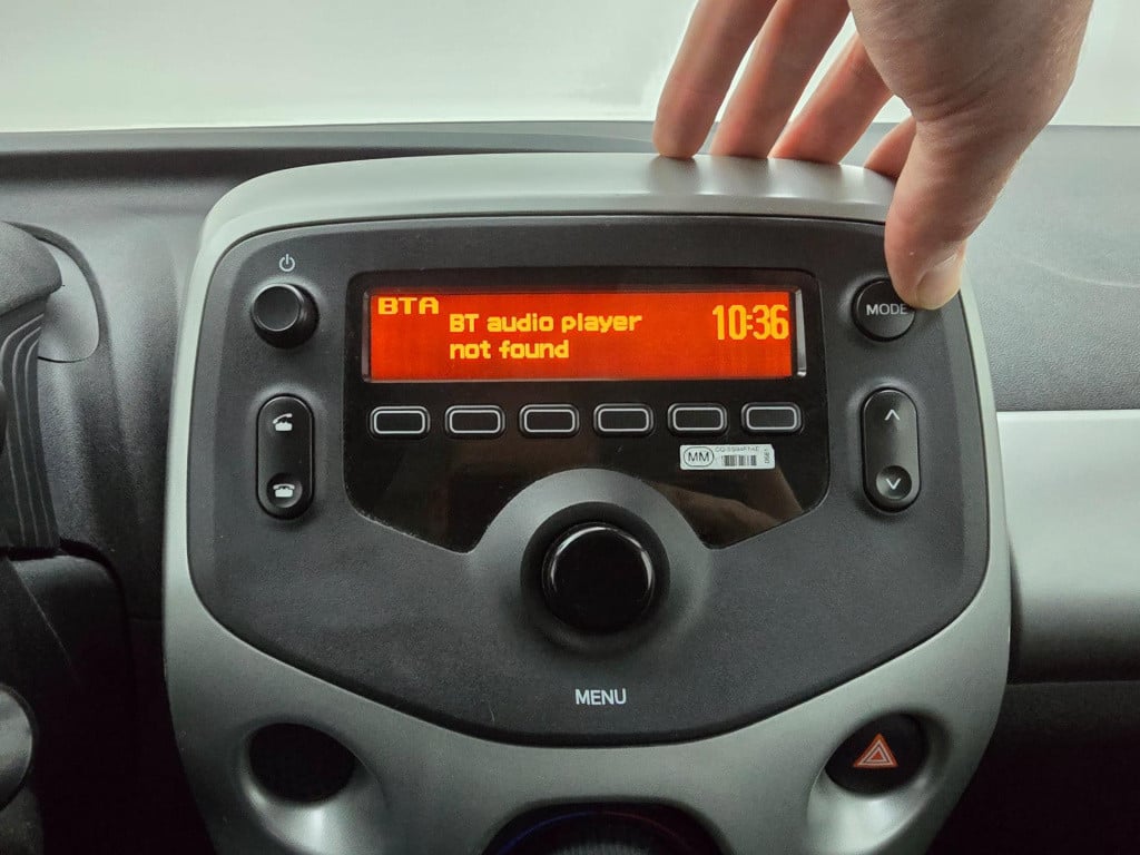 Peugeot 108 occasion 1.0 e-vti active met airco en antracietgrijs qua kleur