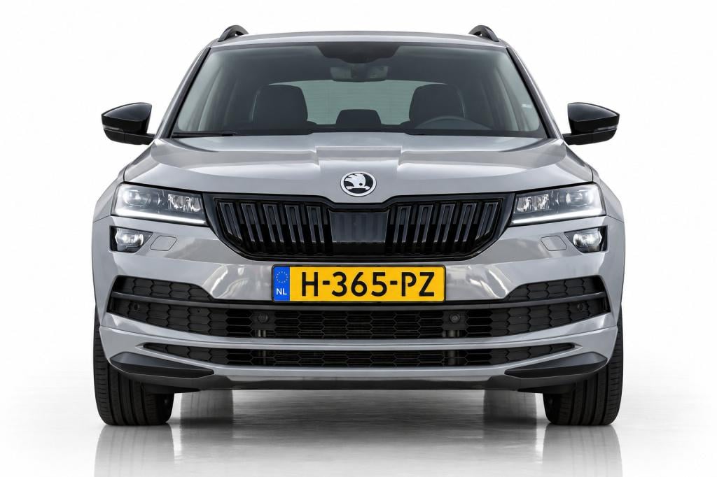 Skoda Karoq 1.5 tsi act sportline | nap | camera | stoelverwarming | apple 