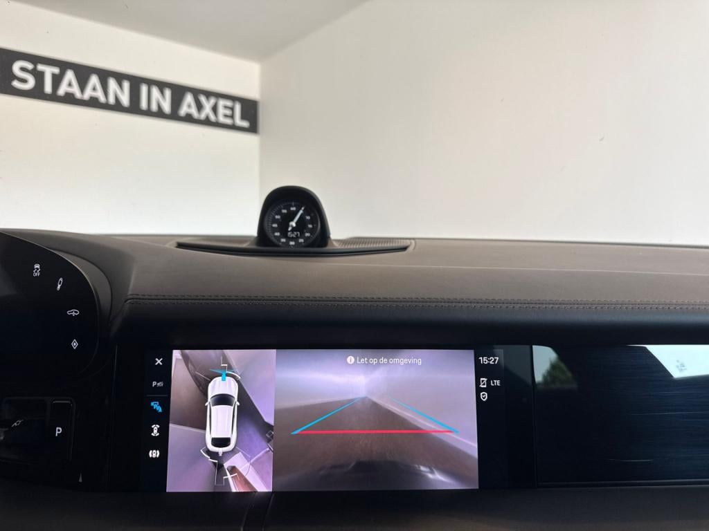 Porsche Taycan cross turismo 4 93 kwh