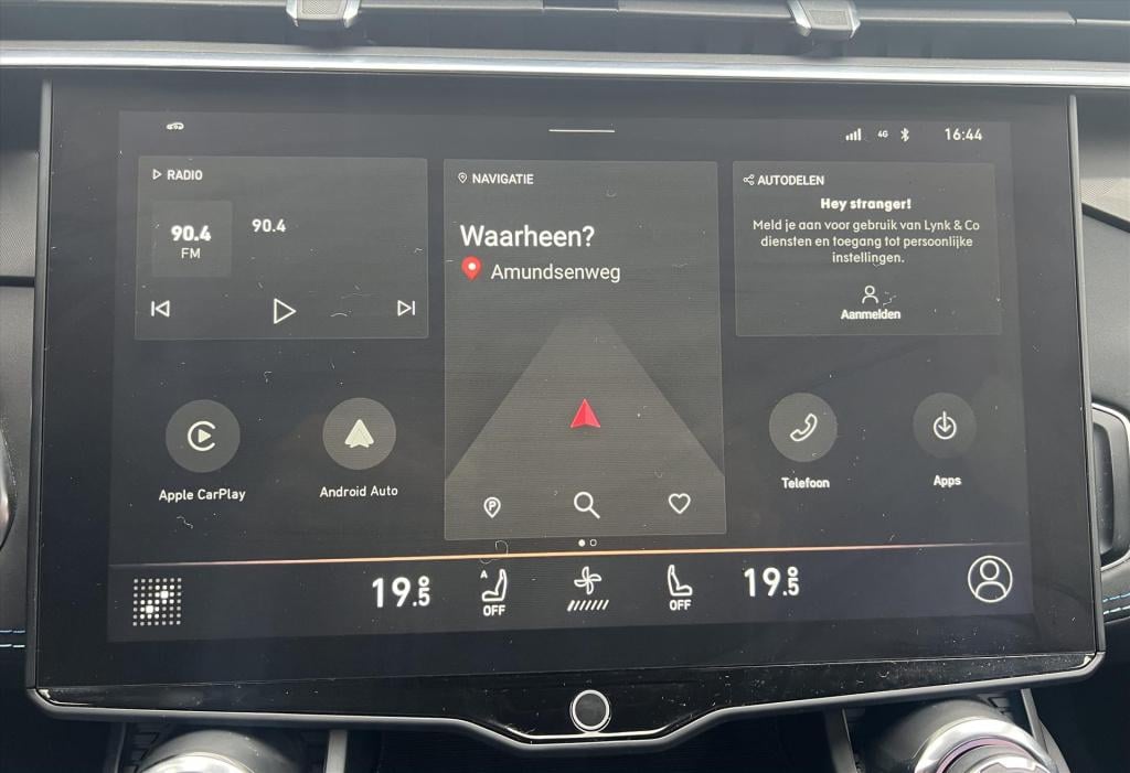 Lynk & Co 01 1.5 261pk phev 7dcth , panodak , adaptive cc , carplay