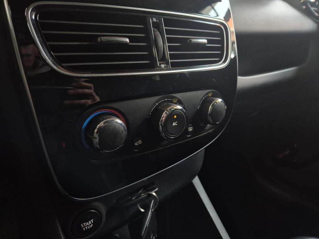 Renault Clio 0.9 tce expression / origineel nl / airco / cruisecontrol