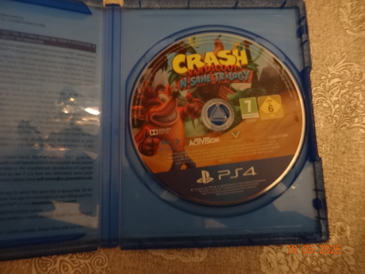 ZGAN PS4 game Crash Bandicoot - NSane Trilogy