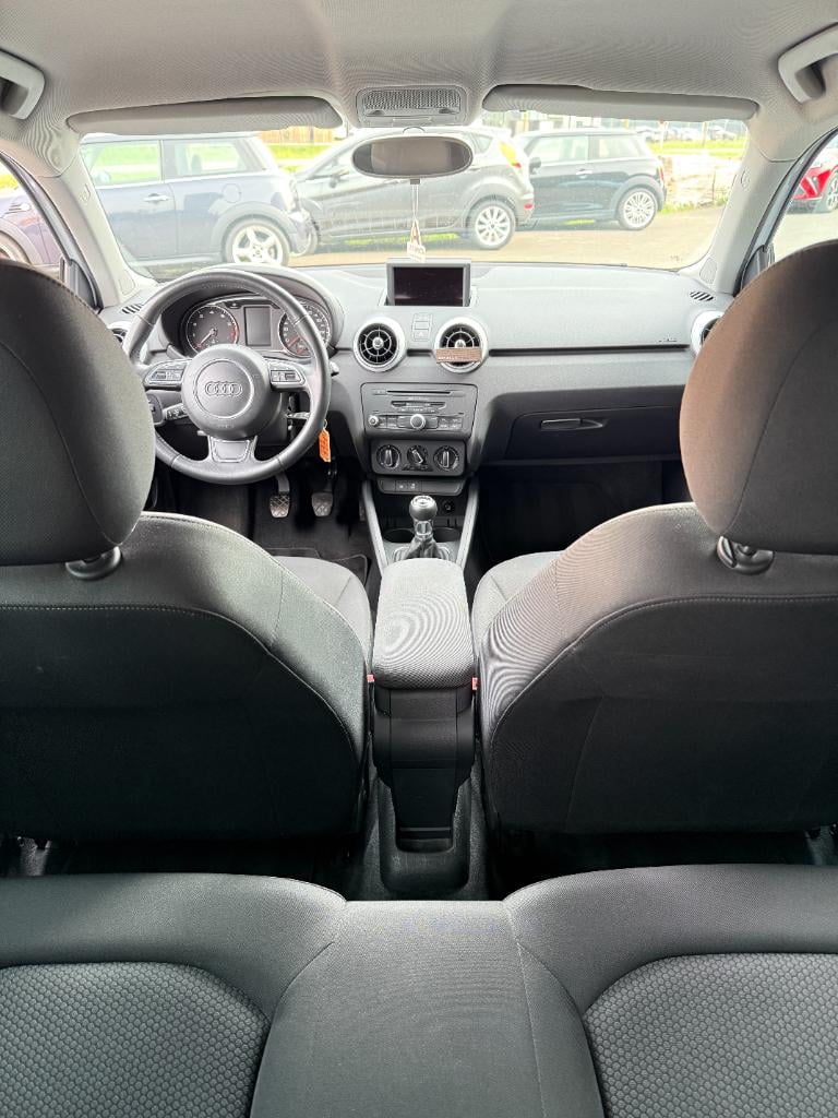 Audi A1 Sportback 1.2 tfsi admired s- line