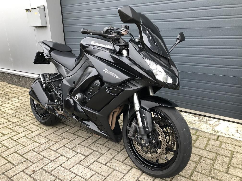 Kawasaki Z1000SX uit 2013 met 37dkm, nette staat, diverse extra's €6295,-