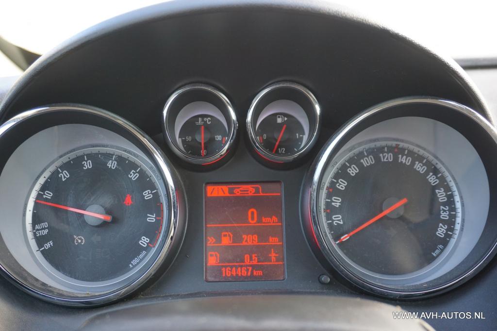 Opel Astra gtc 1.4 turbo sport