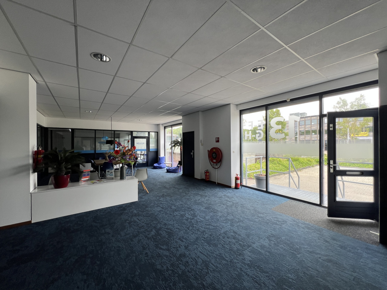 Te huur. geschakelde kantoorruimtes totaal 90m2