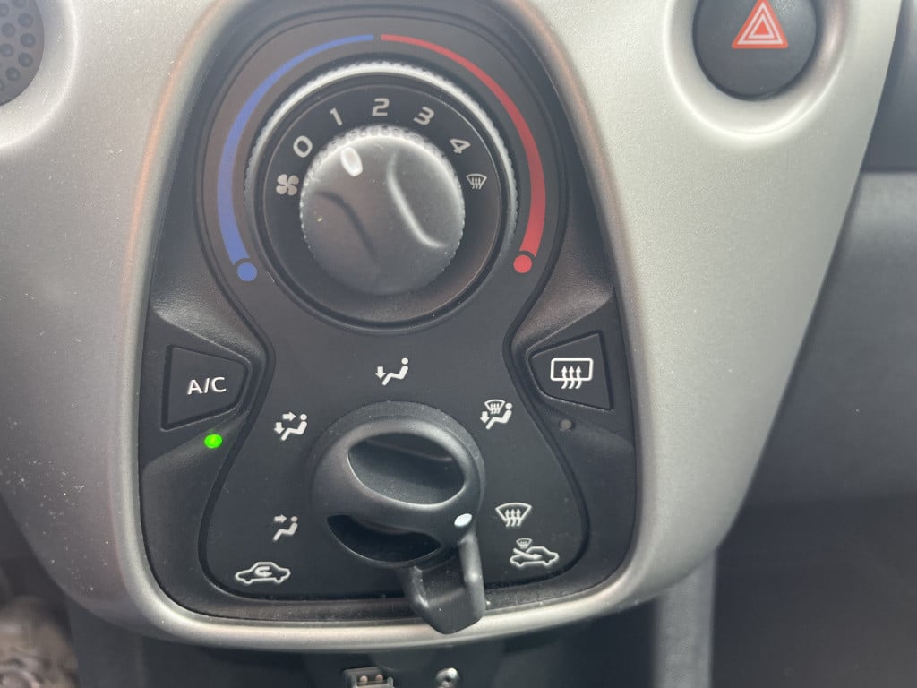Toyota Aygo 1.0 vvt-i x-wave