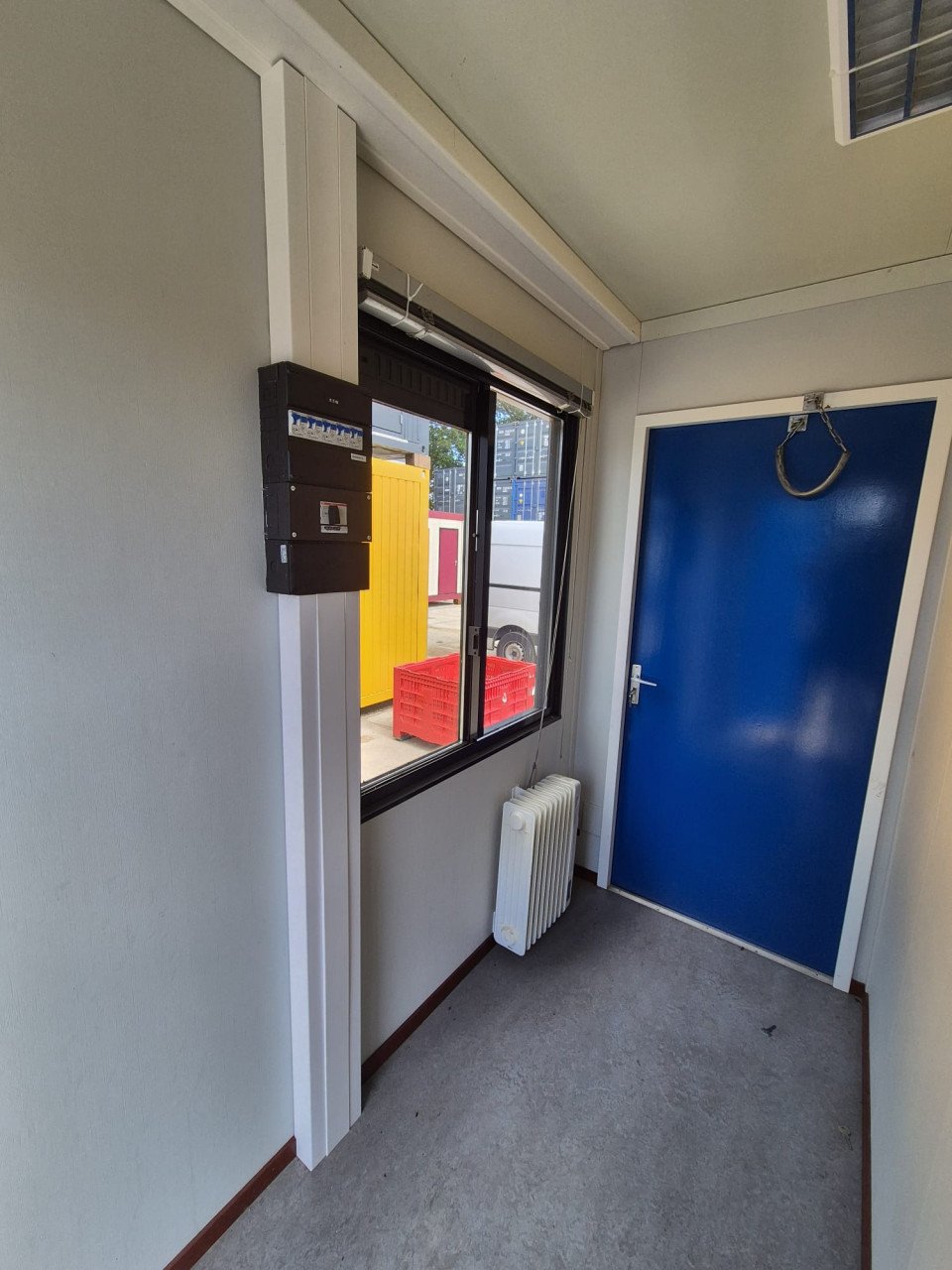 6x3m kantoorunit / woonunit / schaftkeet / bouwkeet keuken toiletten
