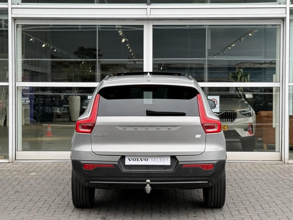 Volvo XC40 t5 262pk recharge ultimate dark