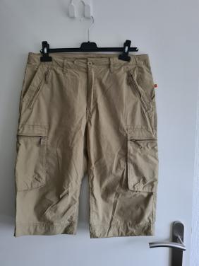 Kaki groene korte broek Maat M-L