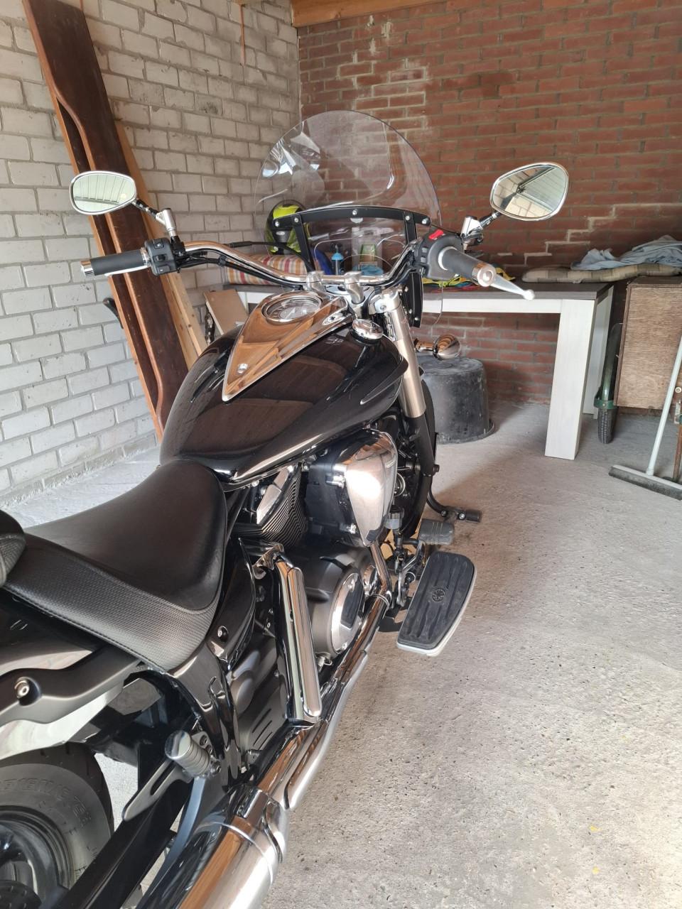 Yamaha XVS 950  Midnicht Star