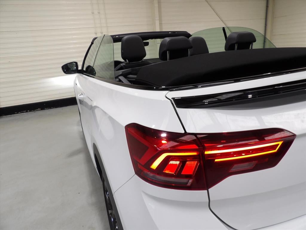 Volkswagen T-roc cabrio 1.5 tsi 150pk 7-dsg r-line