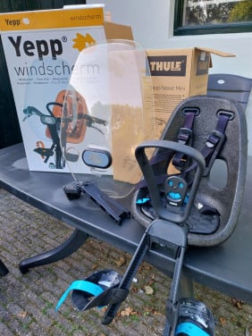 Thule Yepp Nexxt Mini fietsstoel “voor” +scherm