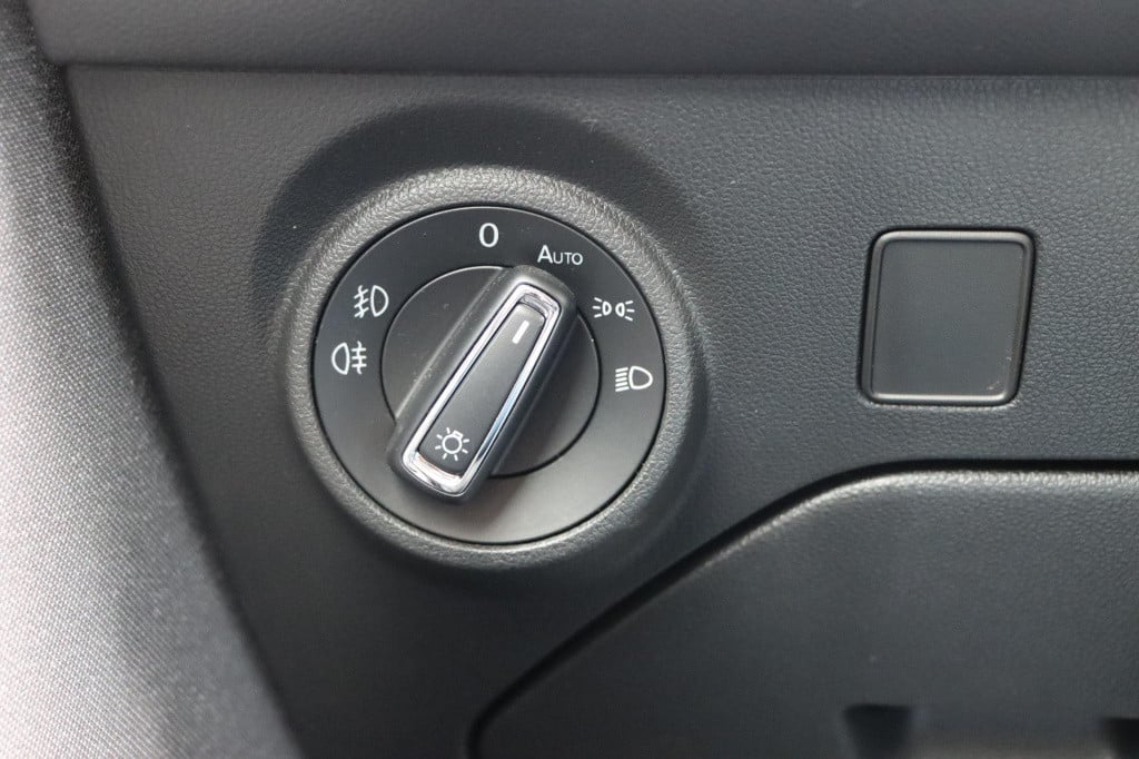 Seat Leon 1.0 ecotsi style business intense