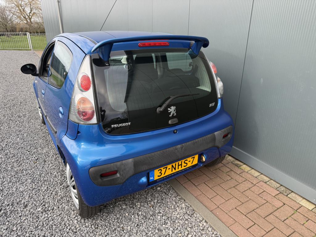 Peugeot 107 1.0-12v urban move airco 5-drs