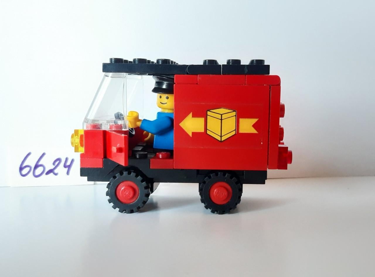 6624 : pakketbezorger, postbezorger