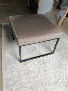 Velvet hocker