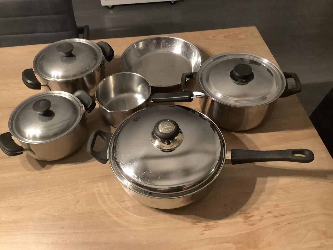 Pannenset (gereserveerd)