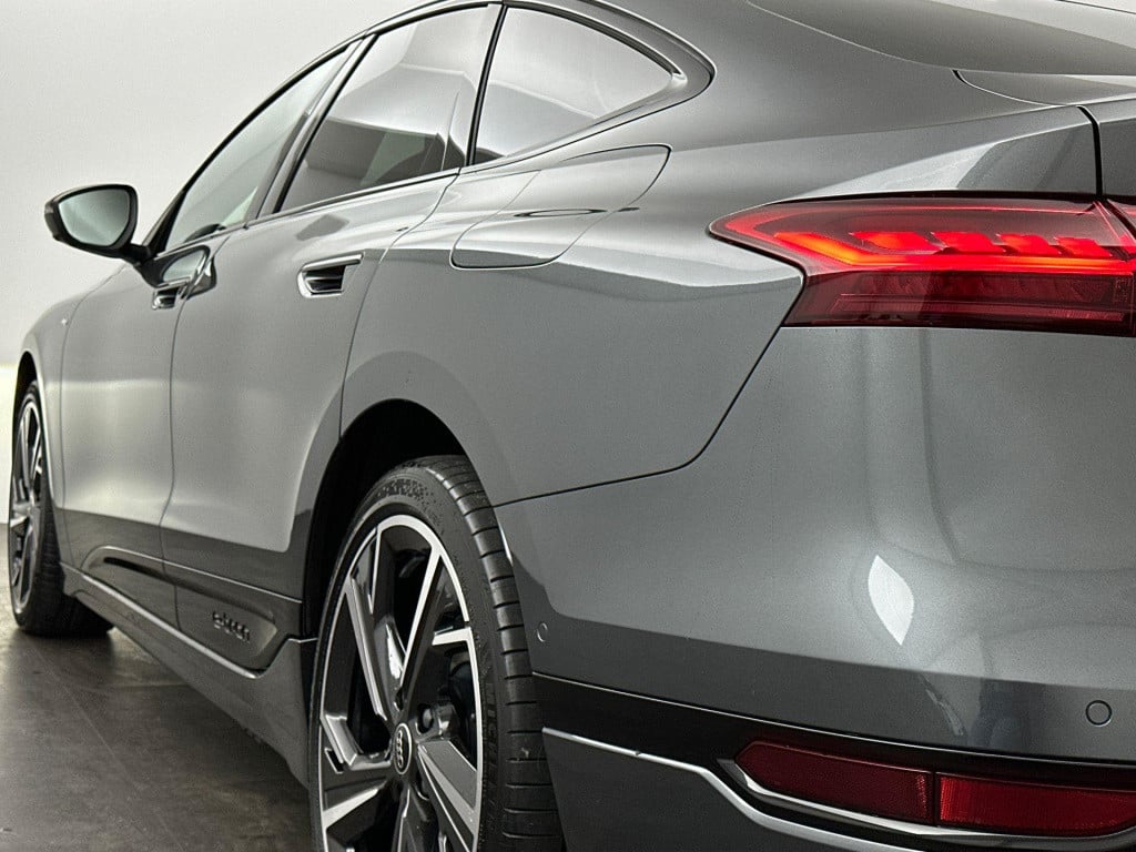 Audi A6 Sportback E-tron s edition 83 kwh
