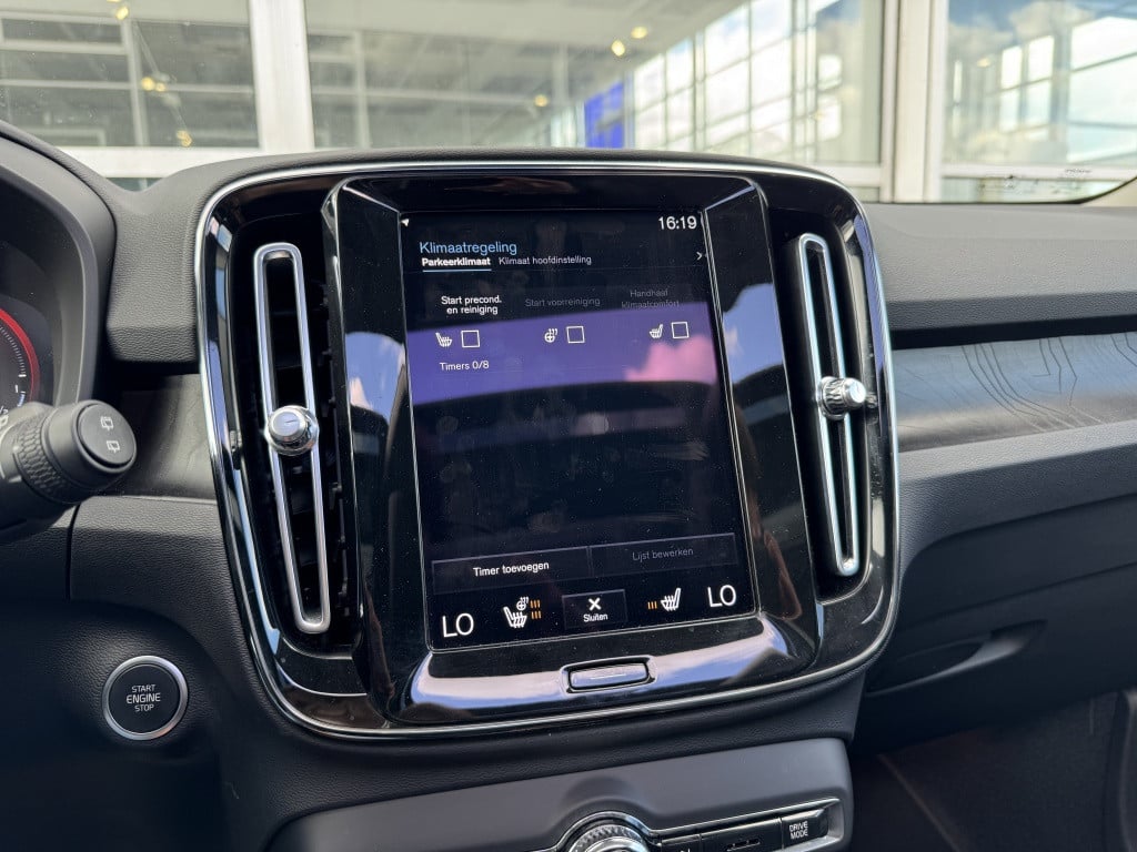 Volvo XC40 t5 262pk recharge ultimate bright| panodak| adap.cruise| leder|