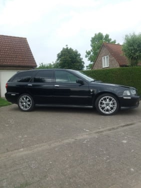 Volvo V40 2.0
