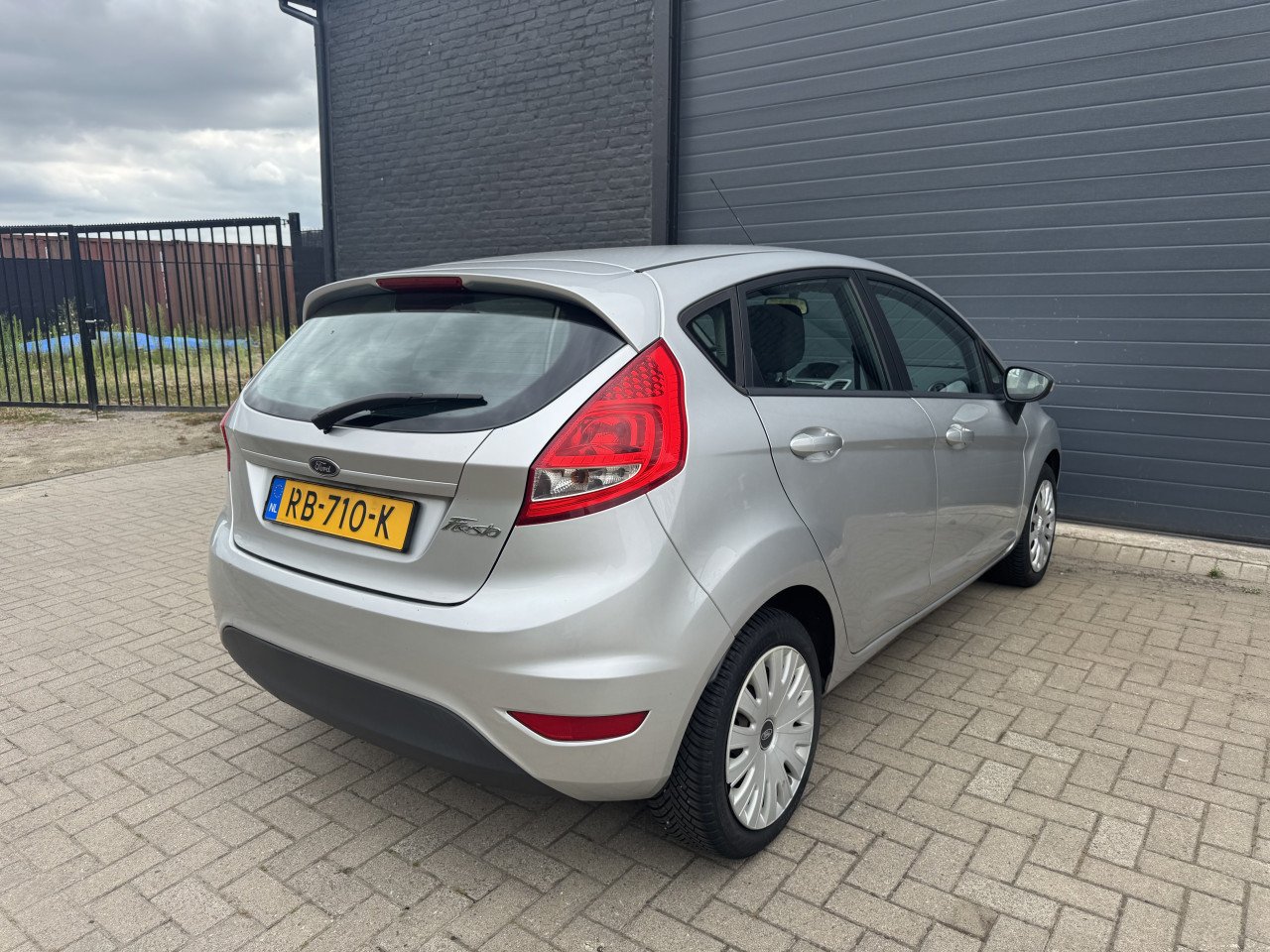 Ford Fiesta 1.25 44KW Trend 5DRS 2009 Zilver Airco Apk Nap