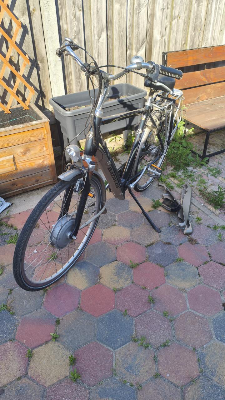 Elektrische fiets (LETOP! moet gerepareerd worden)