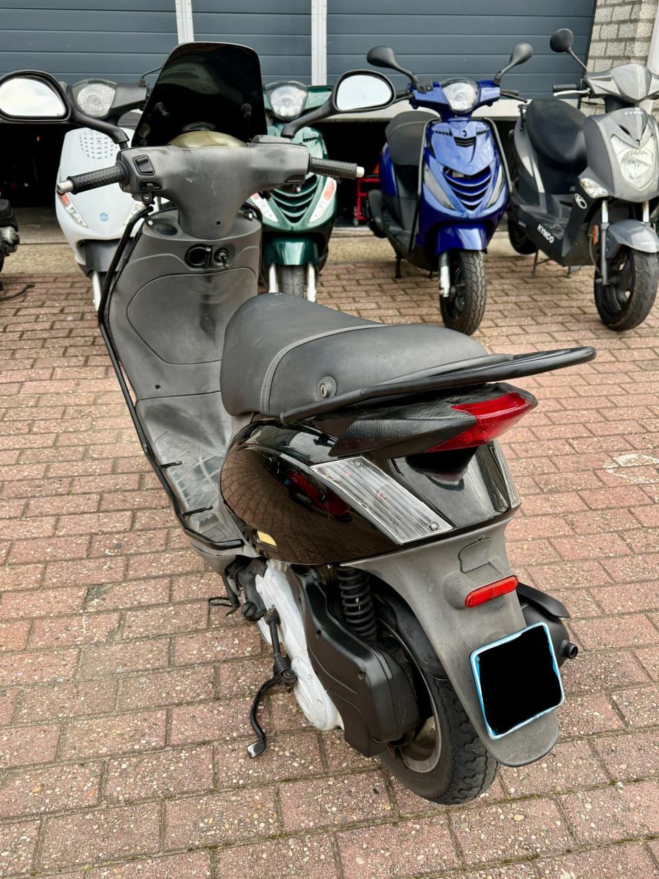Piaggio zip 2010
