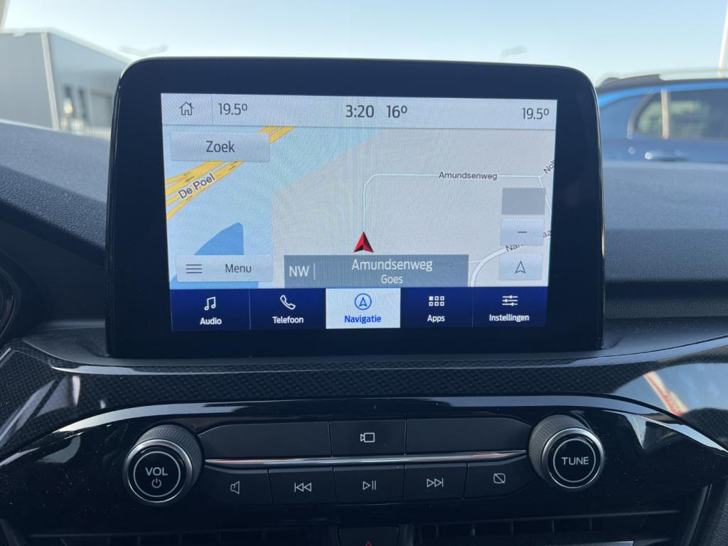 Ford Kuga 2.5 phev e-cvt 225pk st-line x , trekhaak , winterpack,