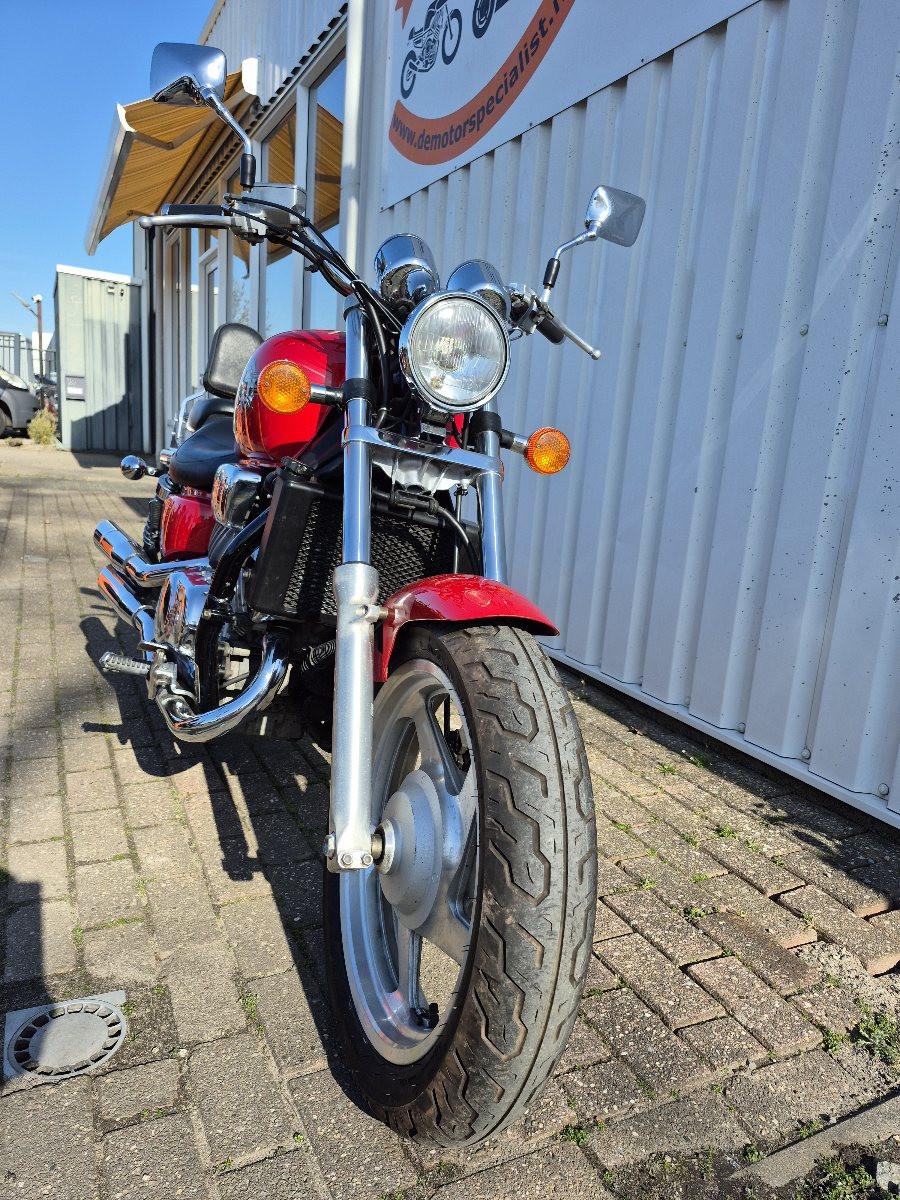 Honda Supermagna VF700c