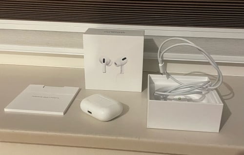 Apple AirPods Pro 2