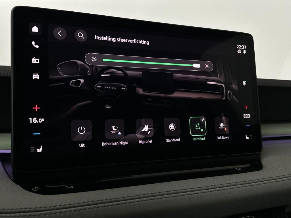 Skoda Epiq hero elektromotor 155 kw / 211 pk hatchback elektr