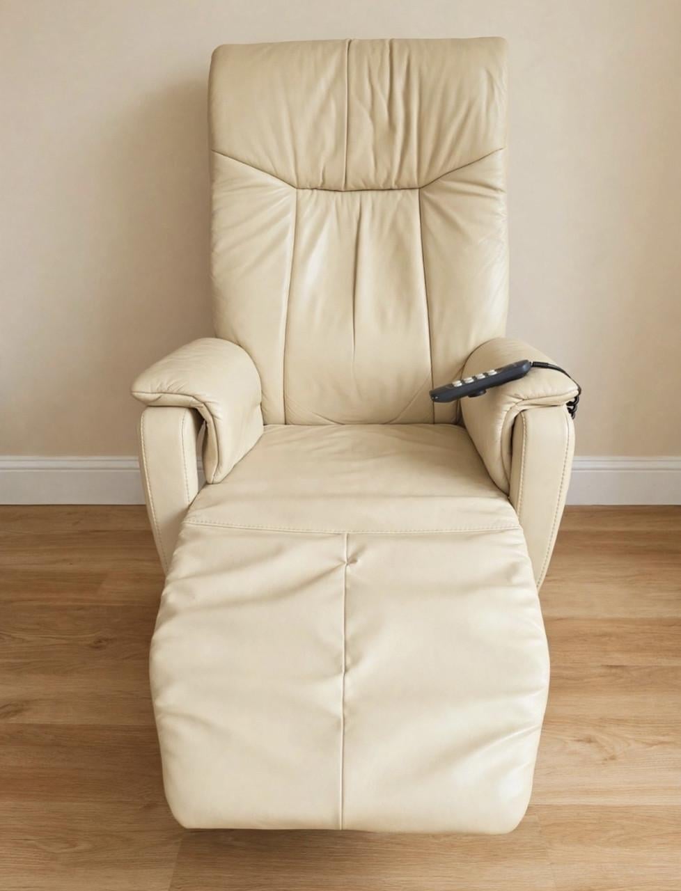 Prominent sta op stoel en relax fauteuil, maat M