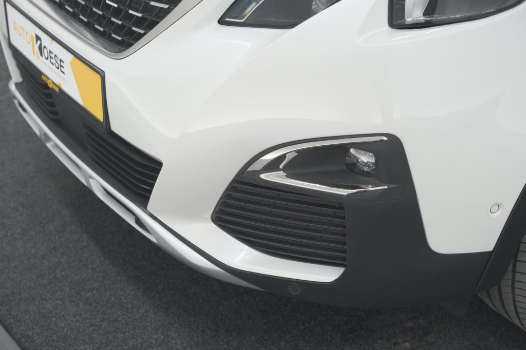 Peugeot 3008 puretech 130 gt-line | camera | dodehoekdetectie | navigatie |
