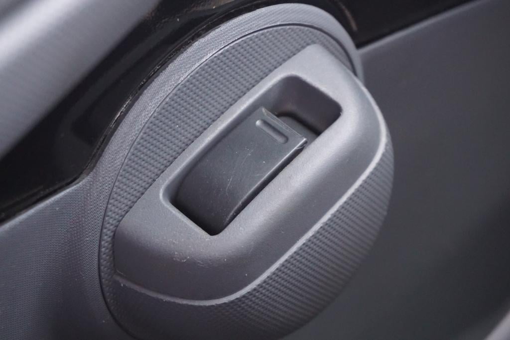 Citroen C1 1.0-12v ambiance carplay / jbl boxen / elektr. ramen / nap