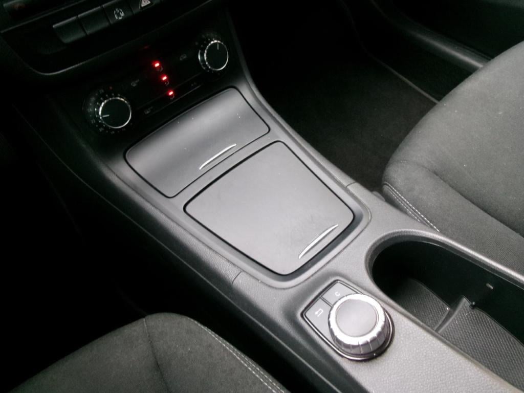 Mercedes-Benz B-Klasse 180 cdi automaat, airco, navi, pdc, trekhaak